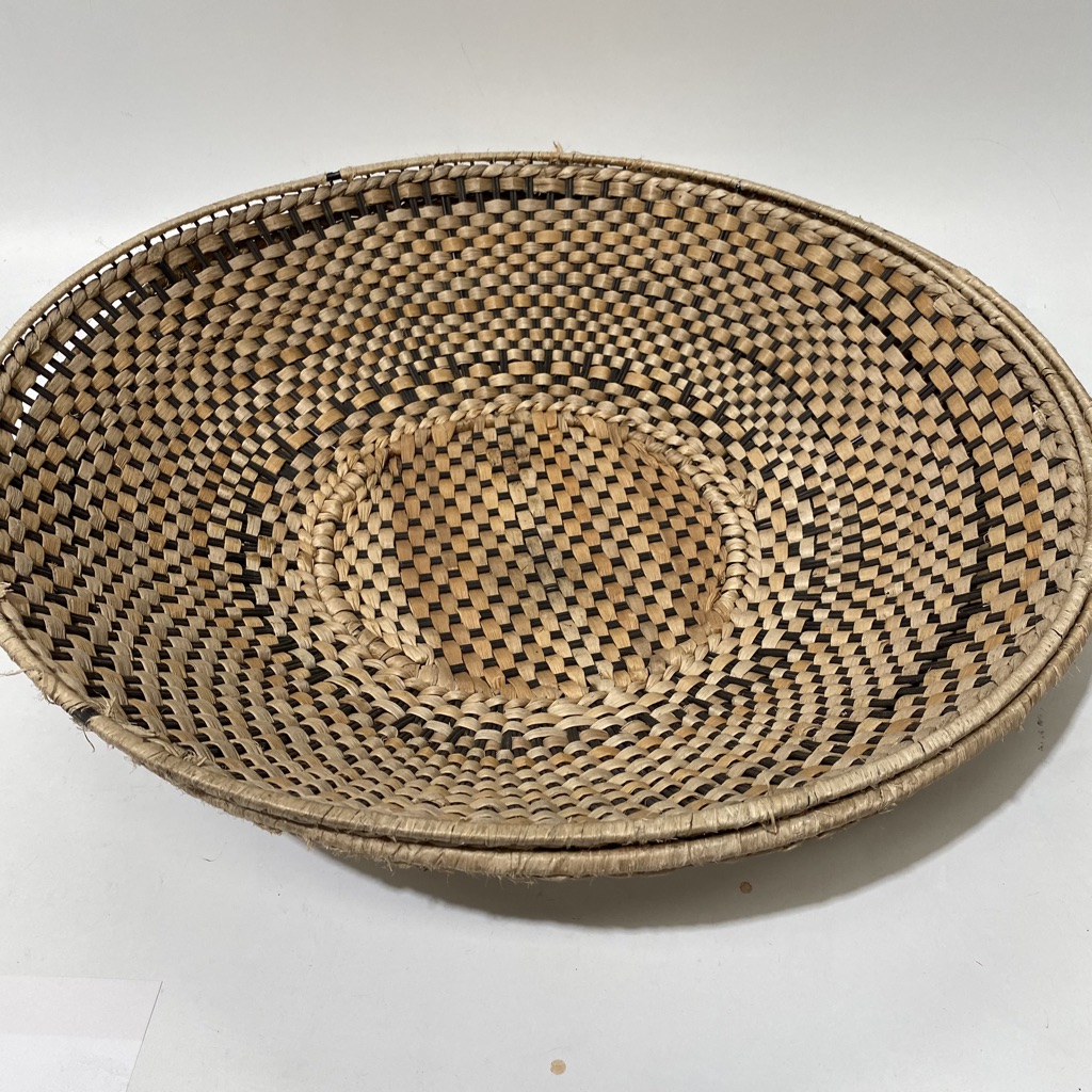 BASKET, Shallow Round Woven Fruit Bowl 60cm Dia